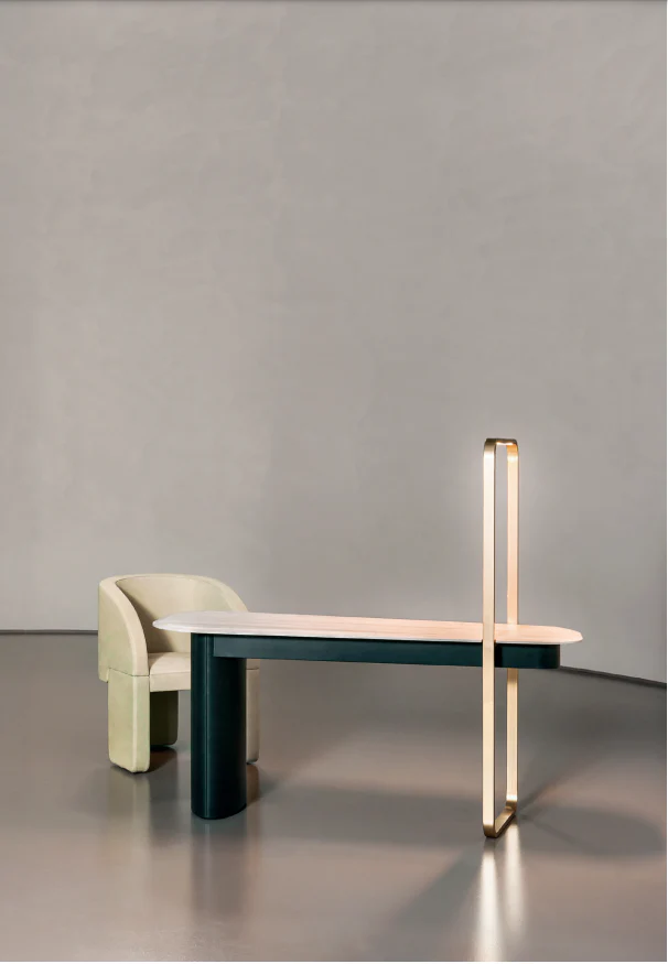 Ellipse Light Up Writing Table
