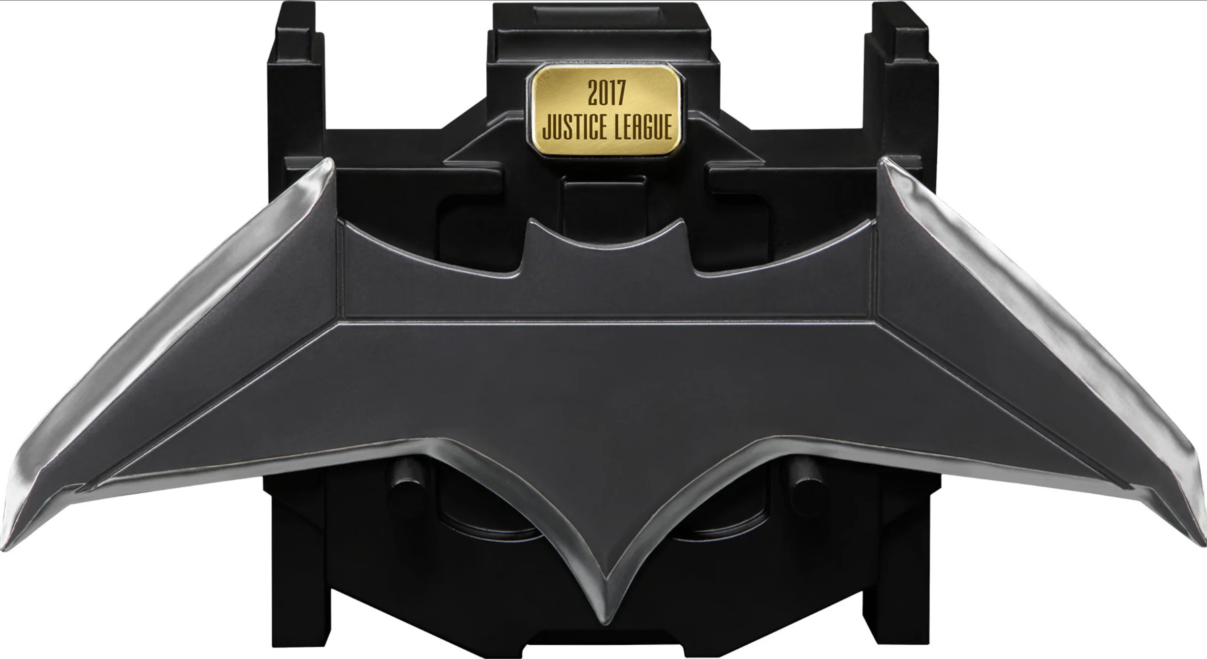 JUSTICE LEAGUE METAL BATARANG - Image 3